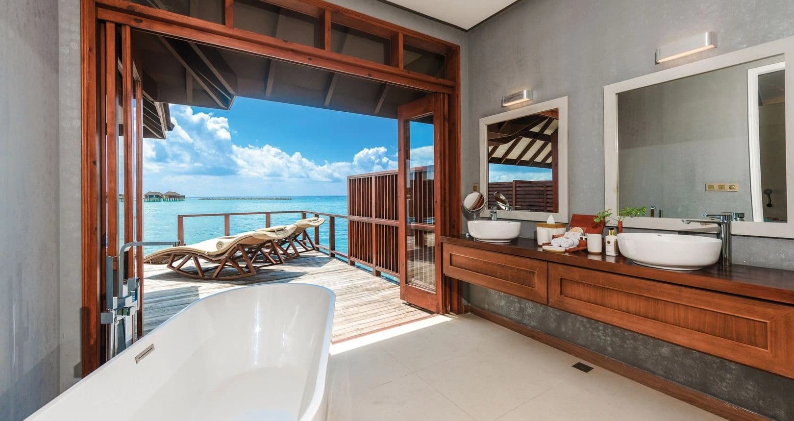 Water Villa - Image 3