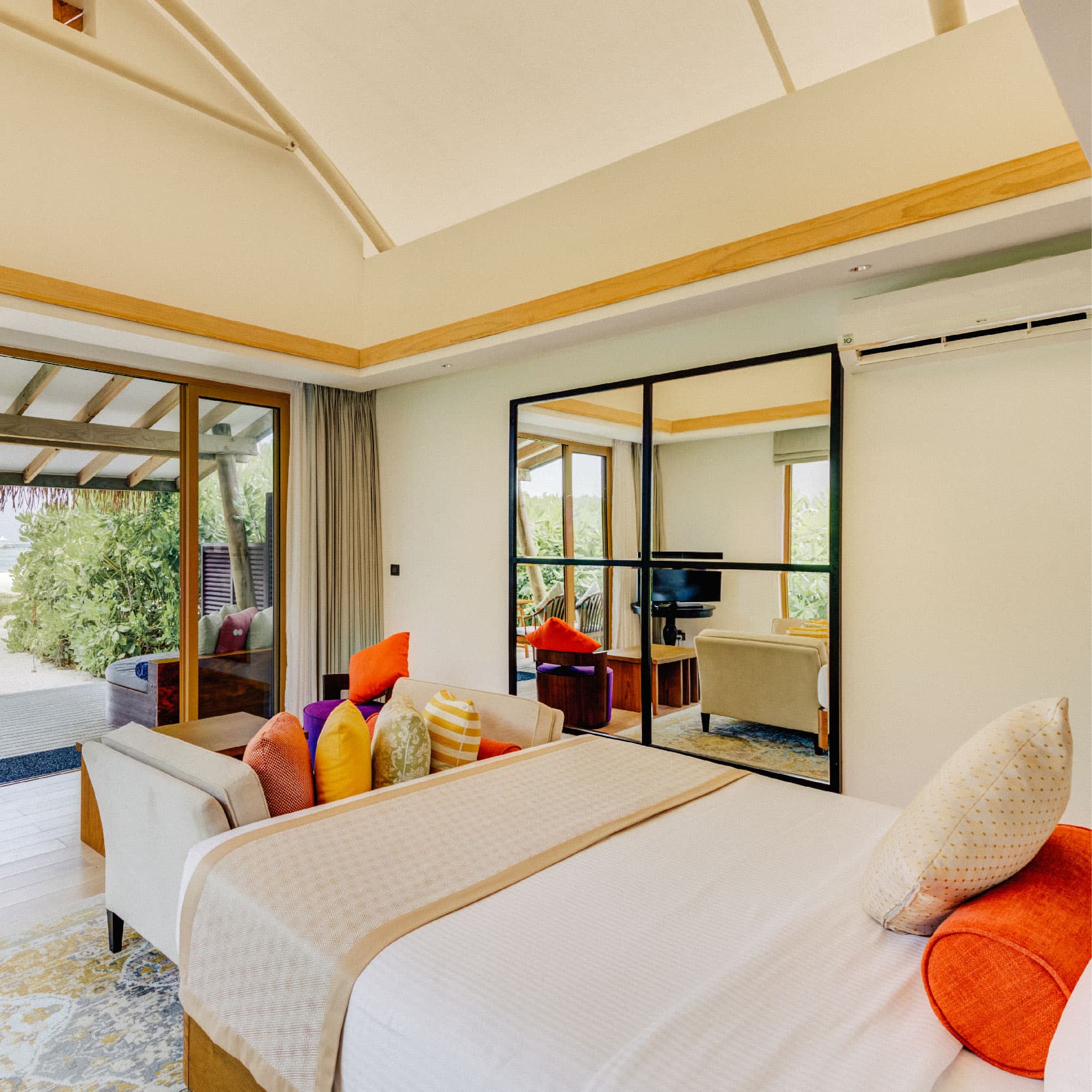 Beach Bungalow - Image 3