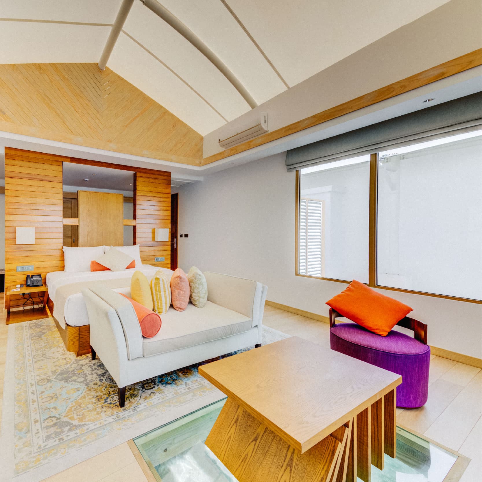 Water Bungalow - Image 4