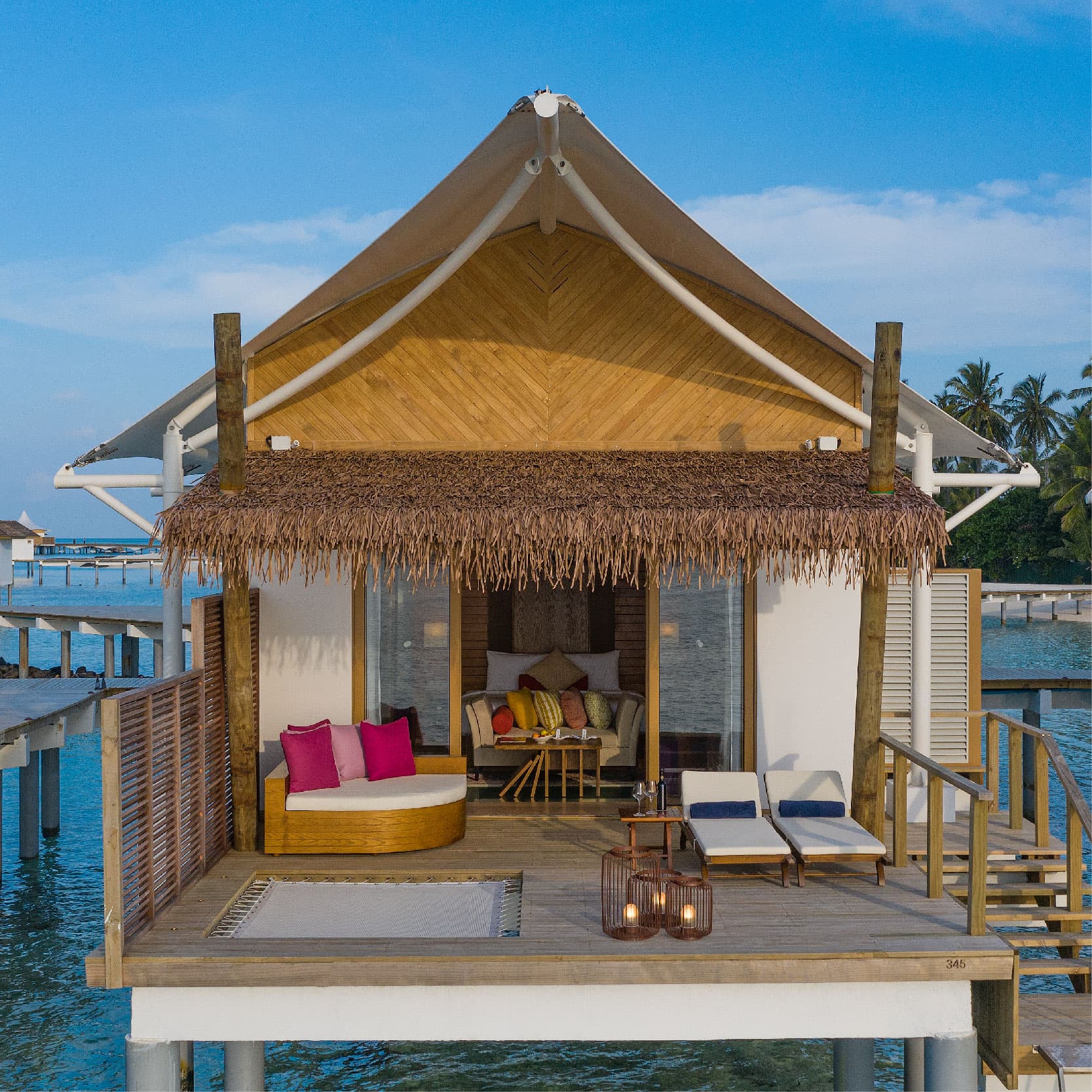 Water Bungalow - Image 6