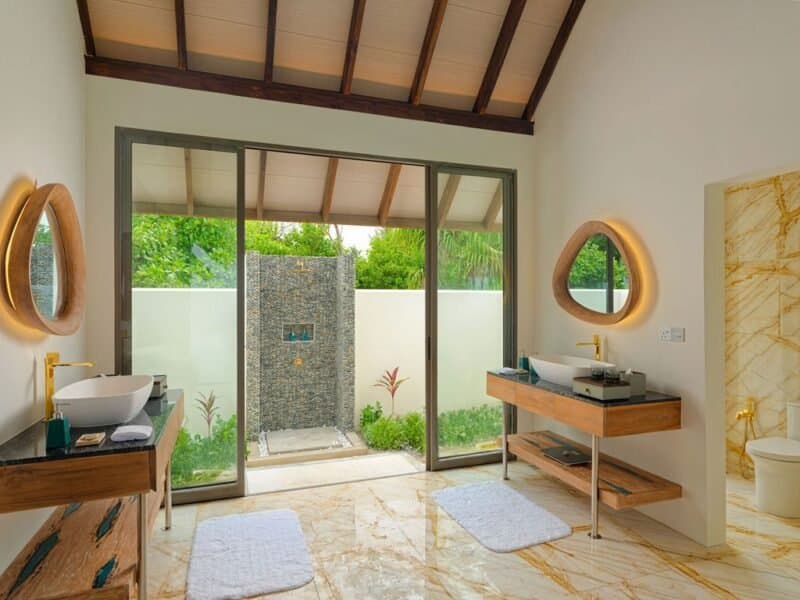 Semi-Ocean Pool Suite - Meyyafushi Maldives