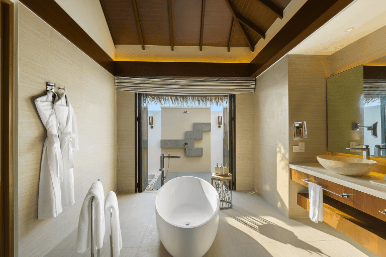 The Aqua Villa - Pullman Maamutaa - Image 4