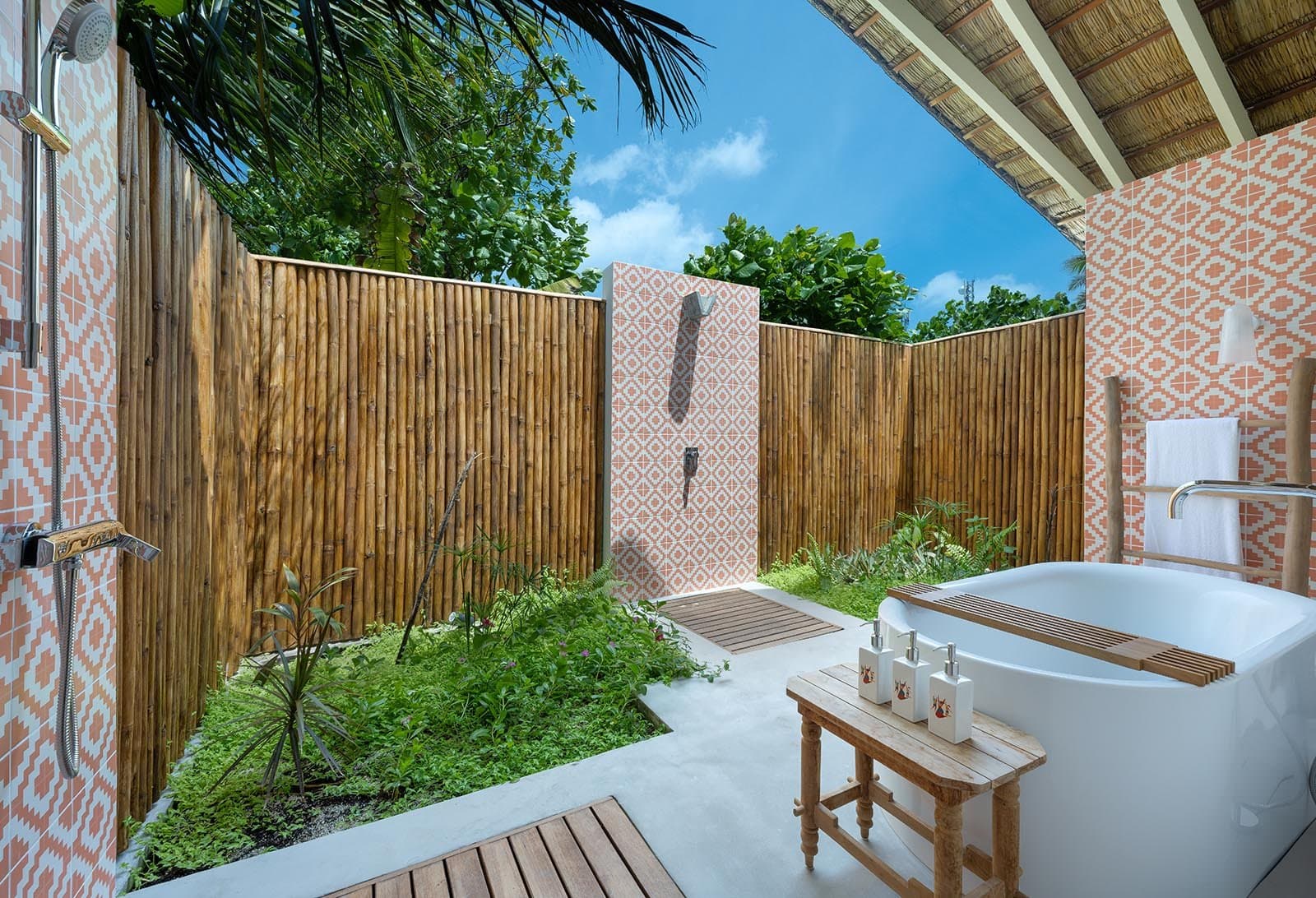Two Bedroom Family Beach Villas - Image 2