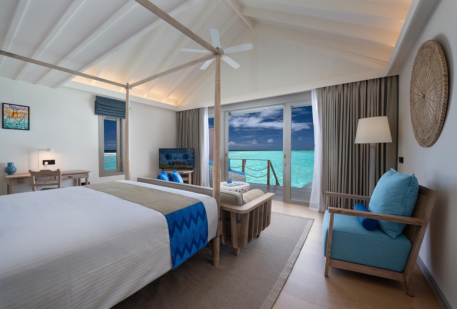 Lagoon Villas - Image 2