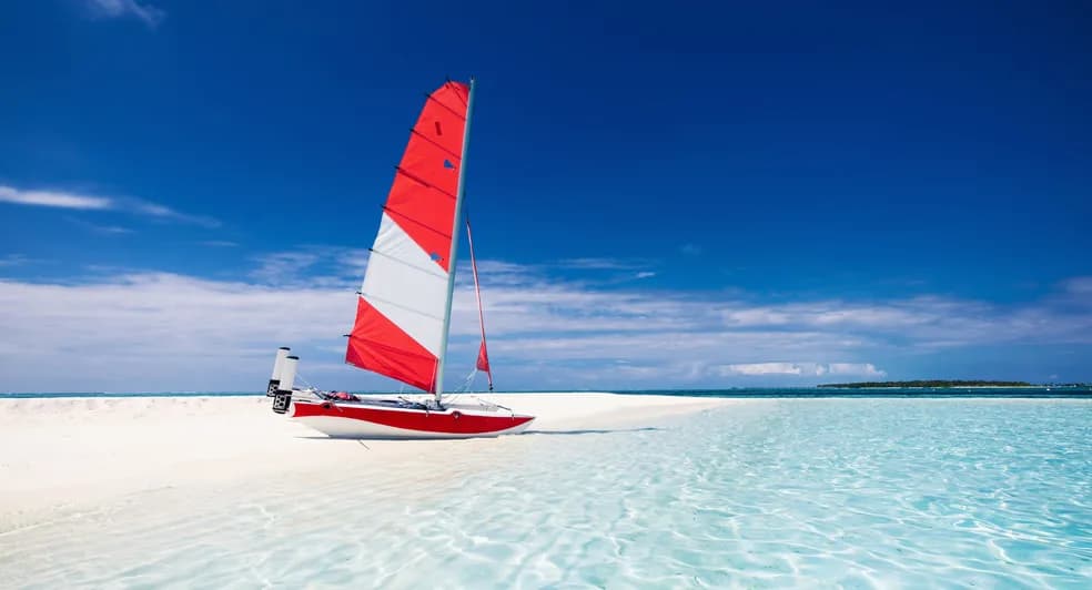 Sailing - State-of-the-art localbusiness facility at Anantara Dhigu Maldives with luxurious tropical surroundings and premium amenities