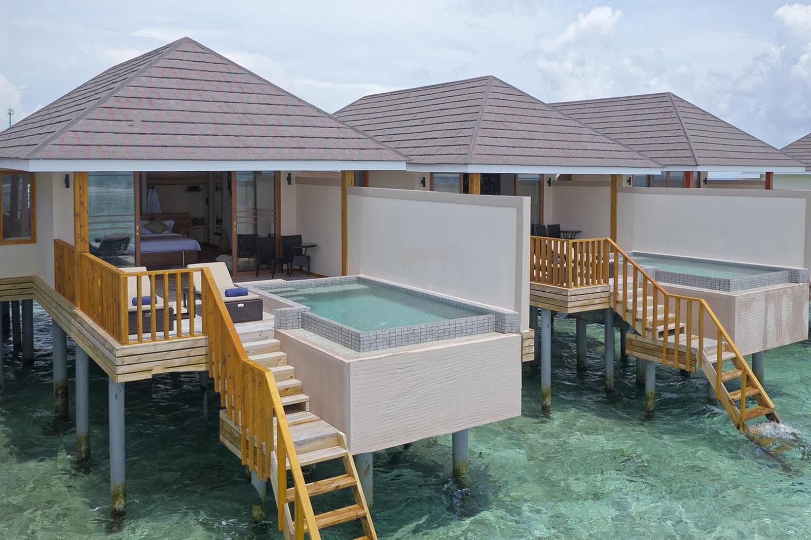 Ocean Pool Villa - Elegant 1-guest oceanfront accommodation at Brennia Kottefaru featuring premium furnishings and stunning Maldives views