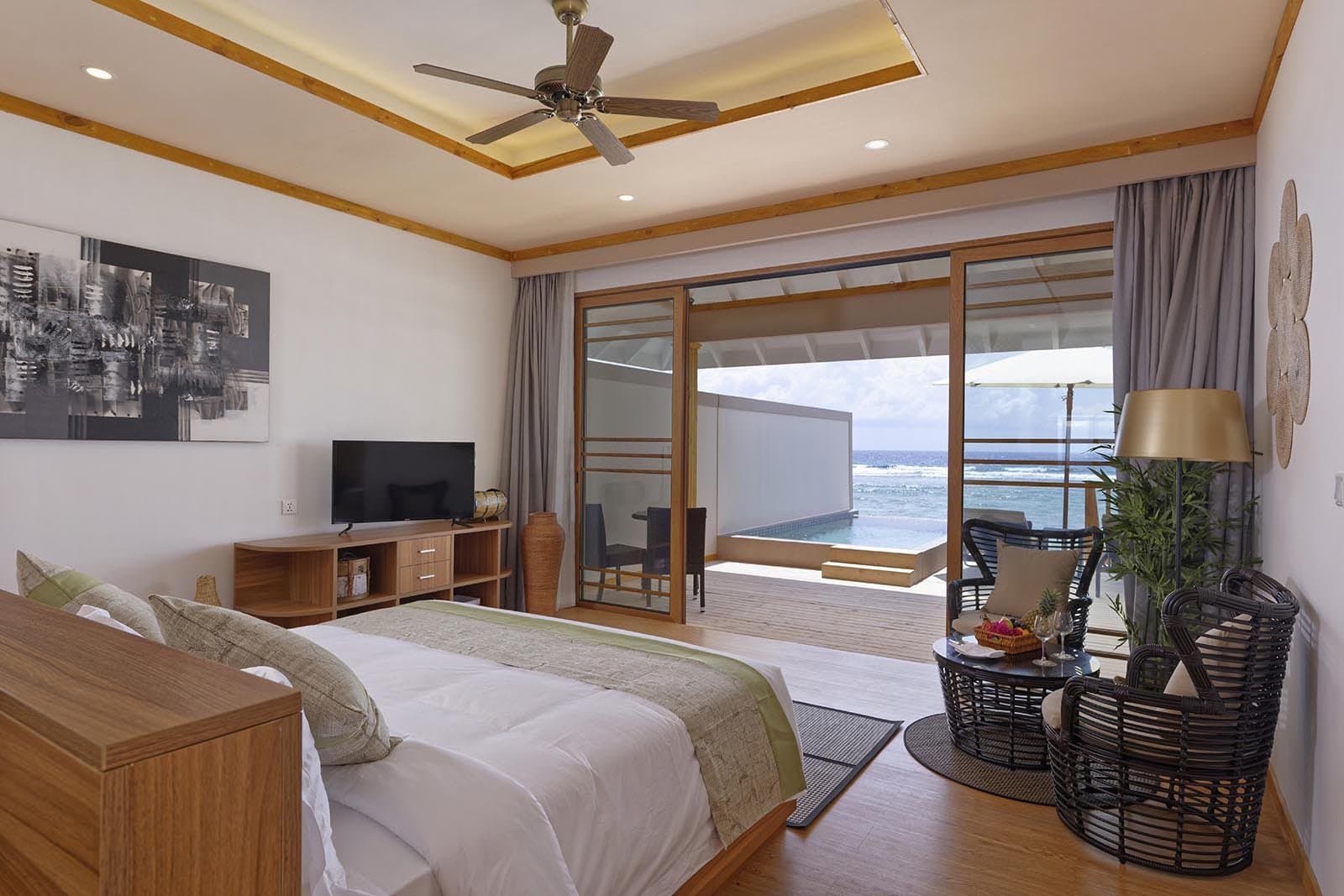 Ocean Pool Villa - Image 3