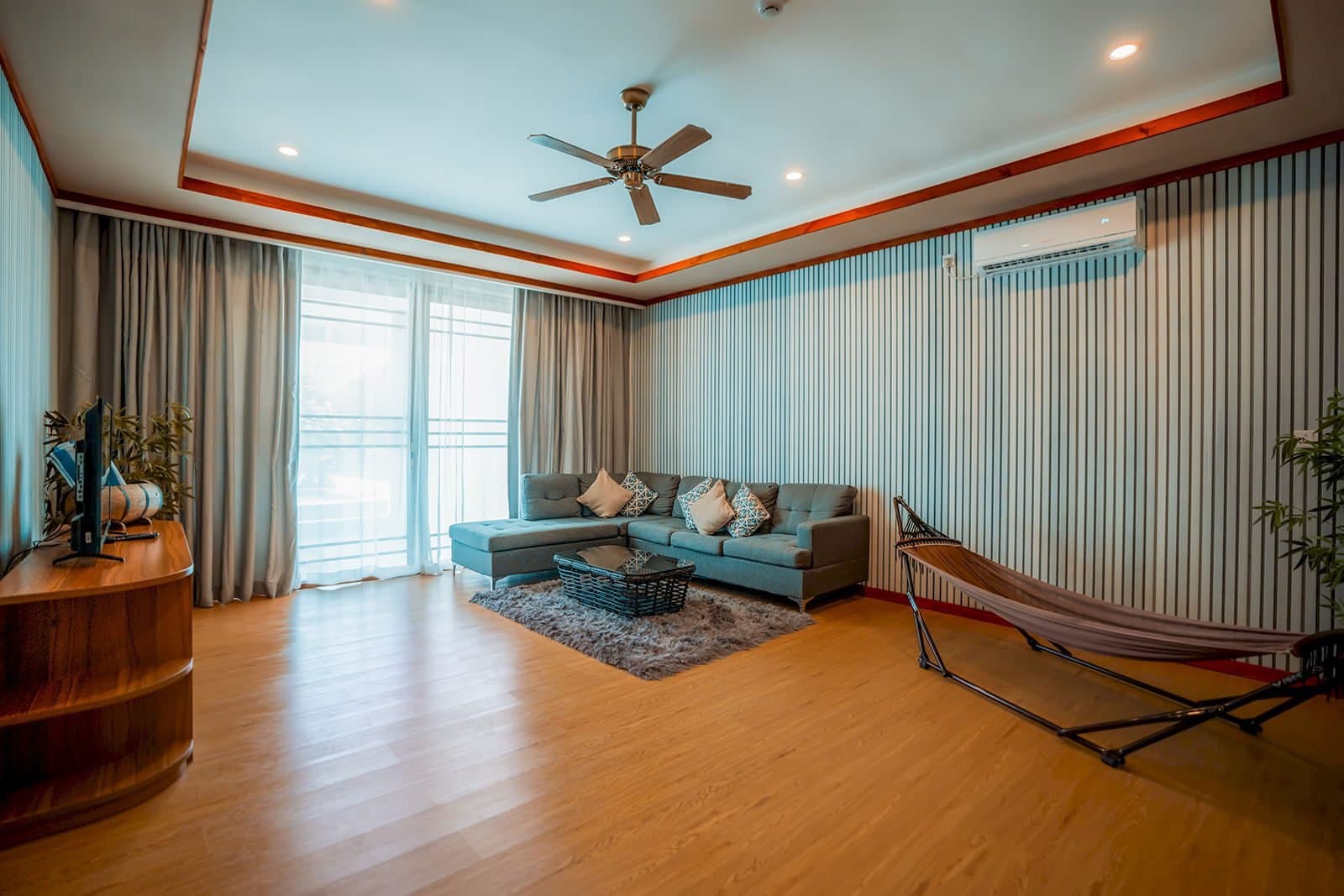 Two-Bedroom Beach Pool Residence - Image 3