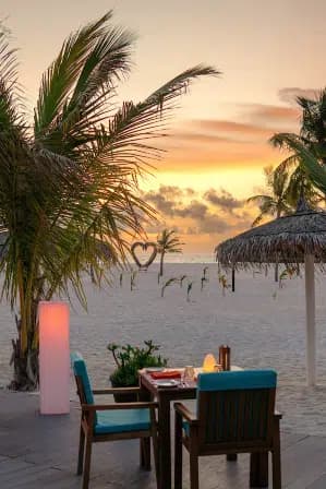 Sunset Grill & Bar