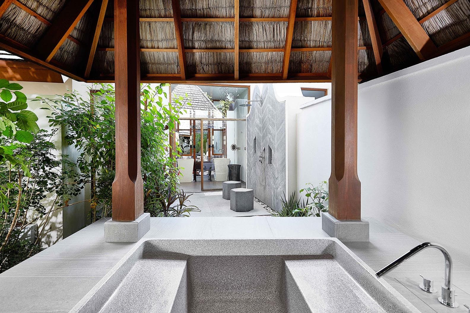 Beach Villa - Image 2