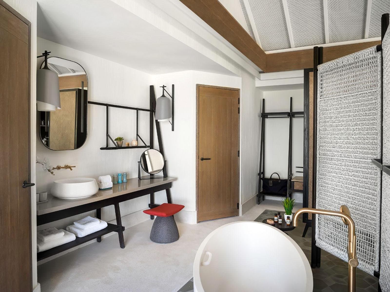 One Bedroom Sunset Beach Pool Villa - InterContinental Maldives Resort