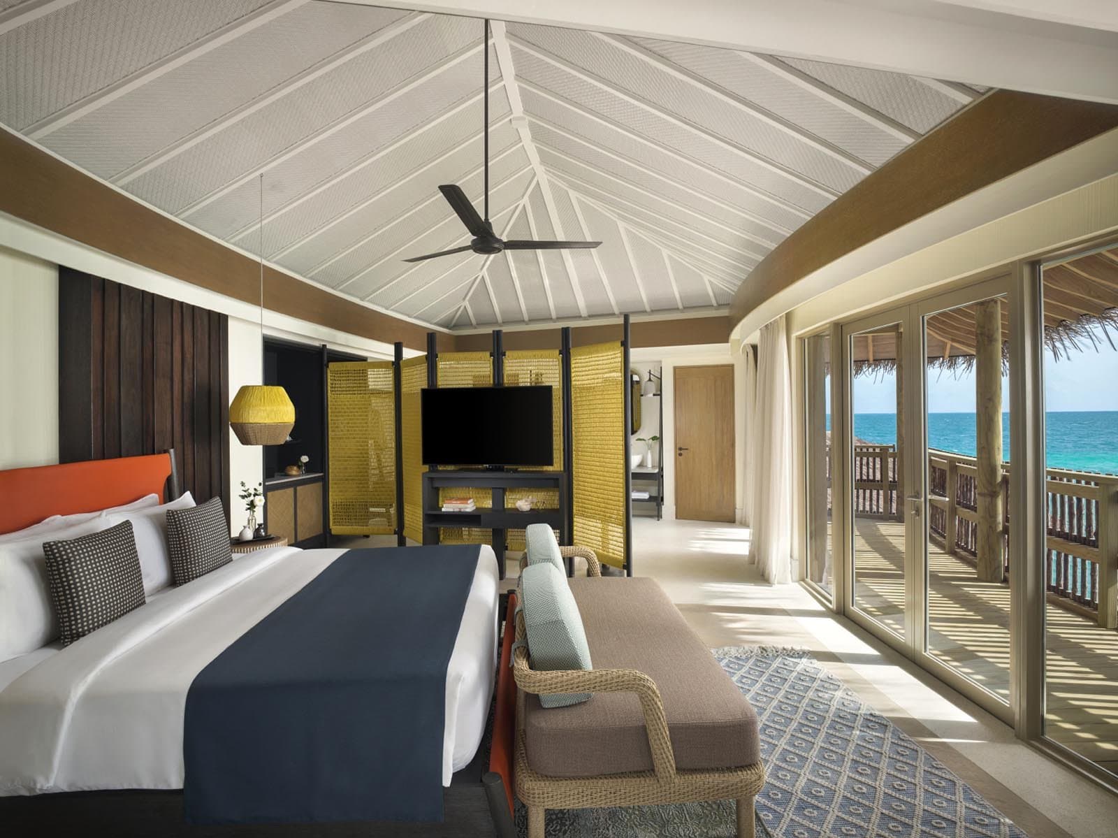 Three Bedroom OVERWATER Pool Residence - Image 3