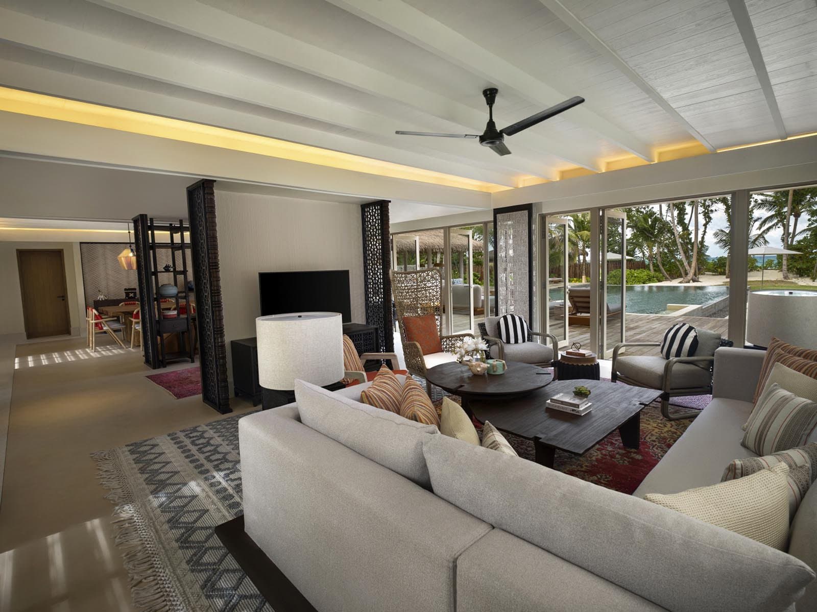 Three Bedroom Royal Beachfront Residence - Image 3