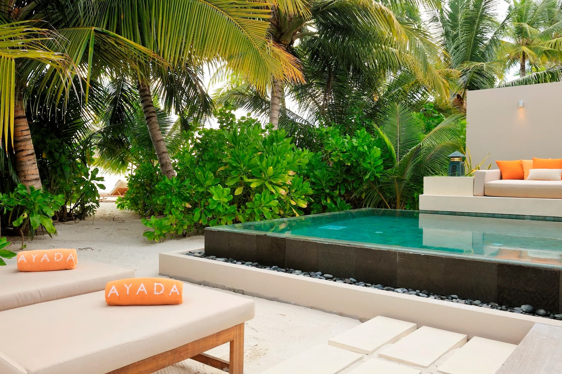 Beach suite with pool - Ayada Maldives