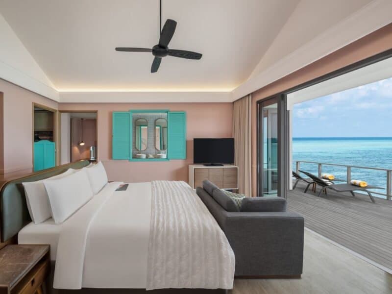 Sunrise Overwater Villa - Le Méridien Maldives