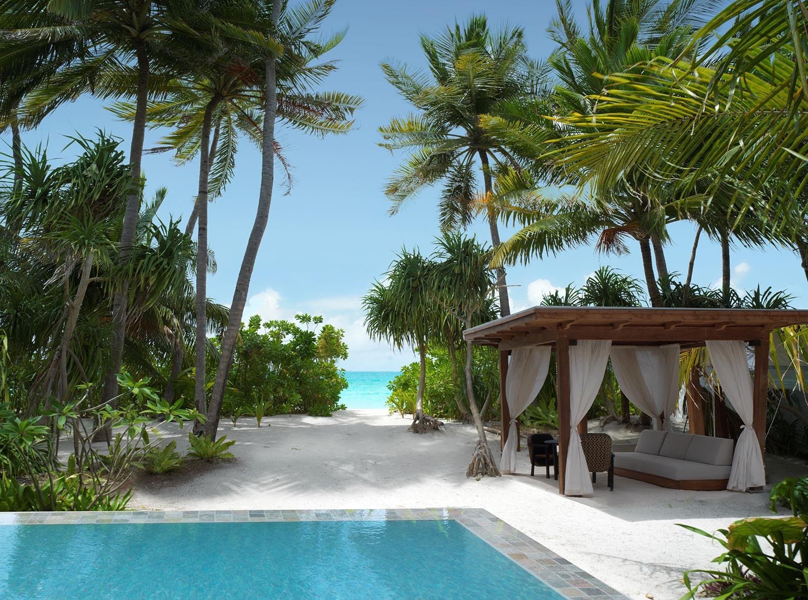 Deluxe Beach Sunset Villa with Private Pool - Sirru Fen Fushi