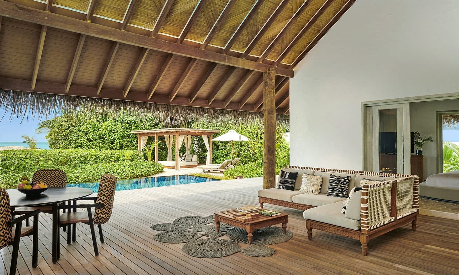 Three Bedroom Beach Sunset Villa with Private Pool - Image 2