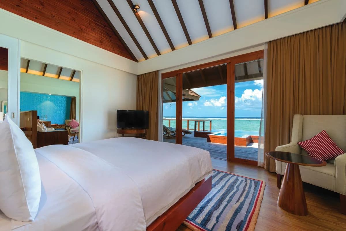 Water Suite - VARU by Atmosphere