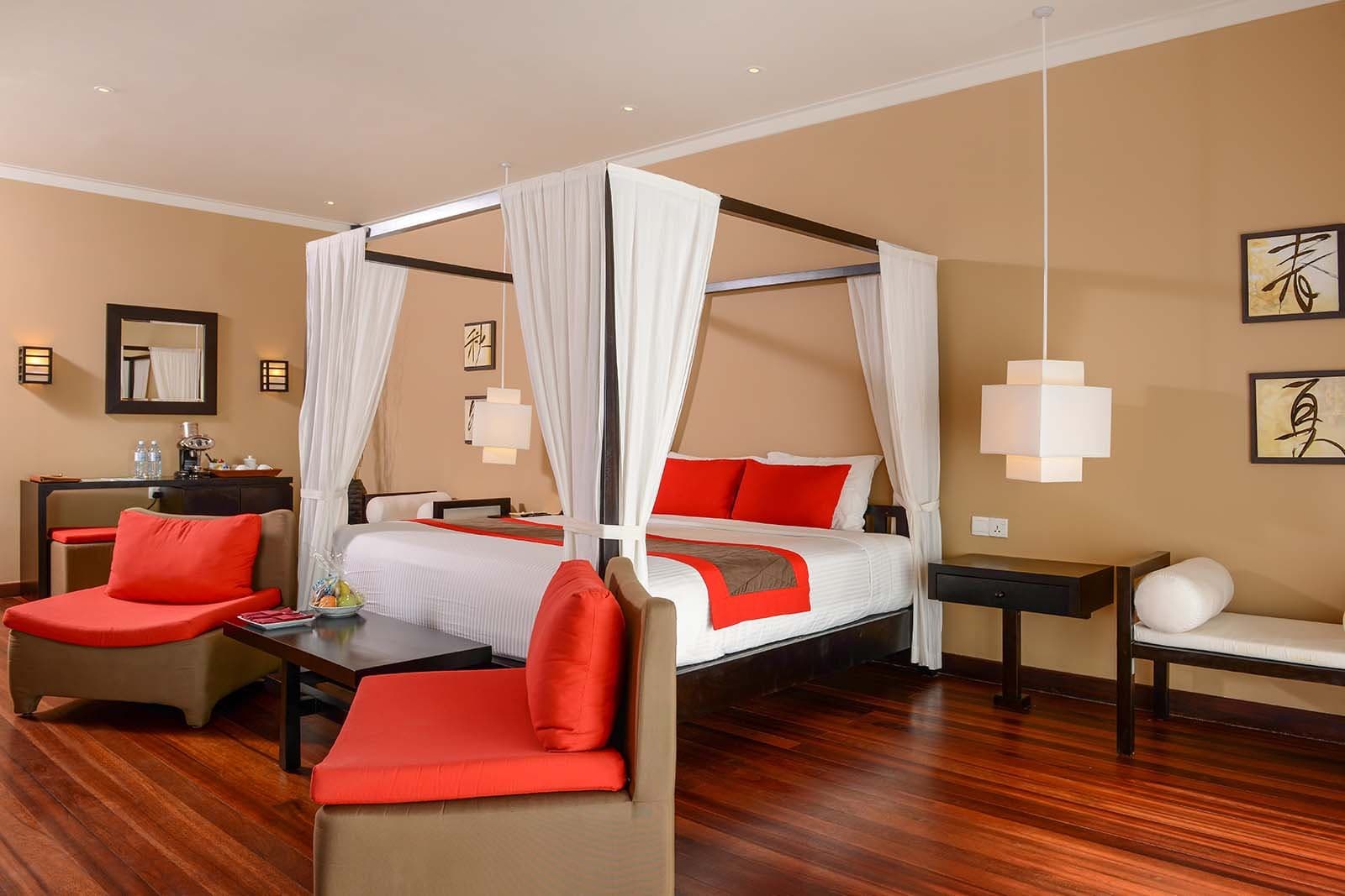 Sunrise Ocean Villas - Elegant 1-guest oceanfront accommodation at Adaaran Select Hudhuran Fushi featuring premium furnishings and stunning Maldives views