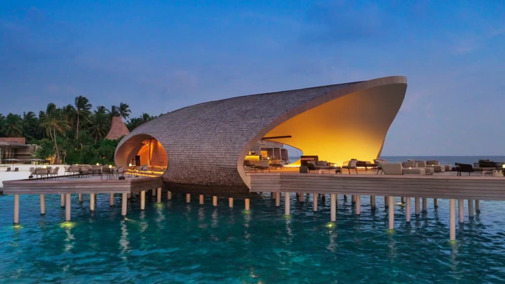 The Whale Bar - Image 2