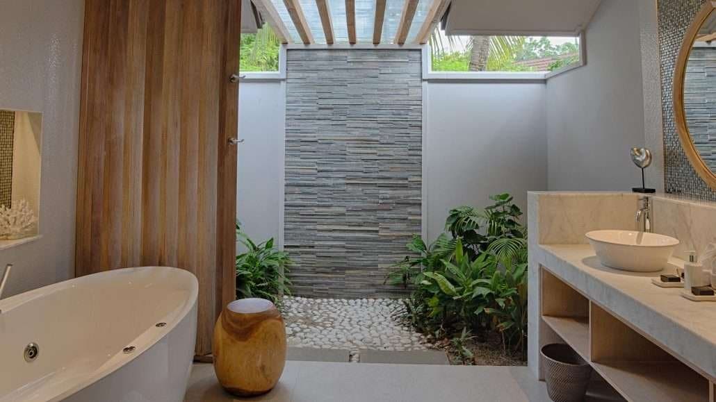 Beach Suite - Image 2