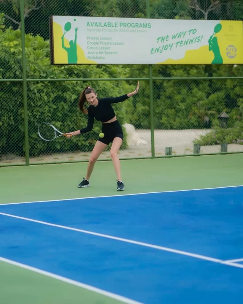 Tennis & Tennis Lessons