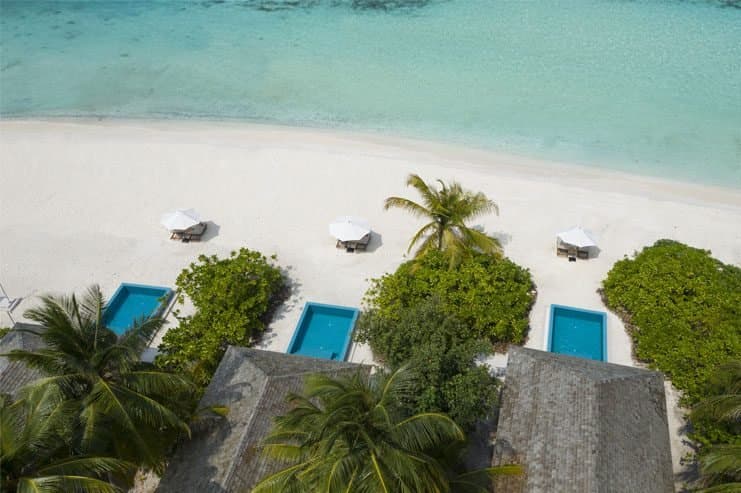 Beach Villas with Pool - Emerald Faarufushi