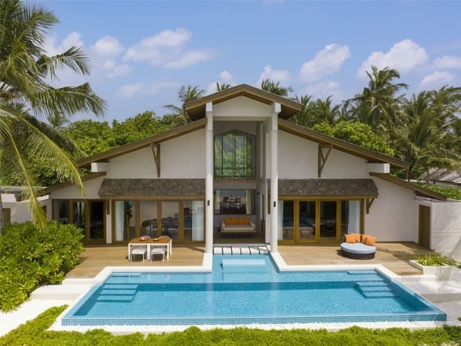 Presidential Beach Villa - Emerald Faarufushi