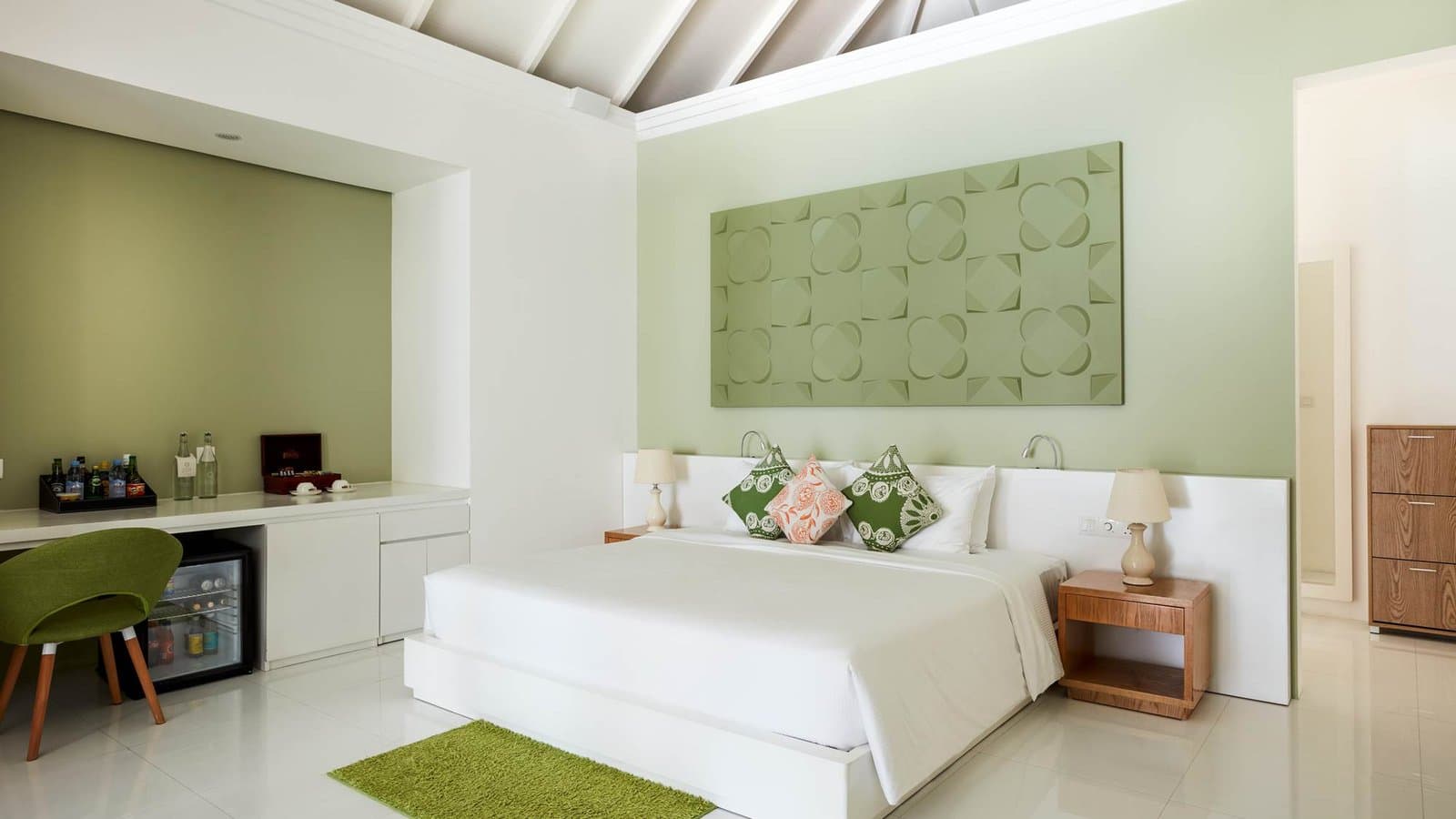 Beach Suite with Pool - Image 2