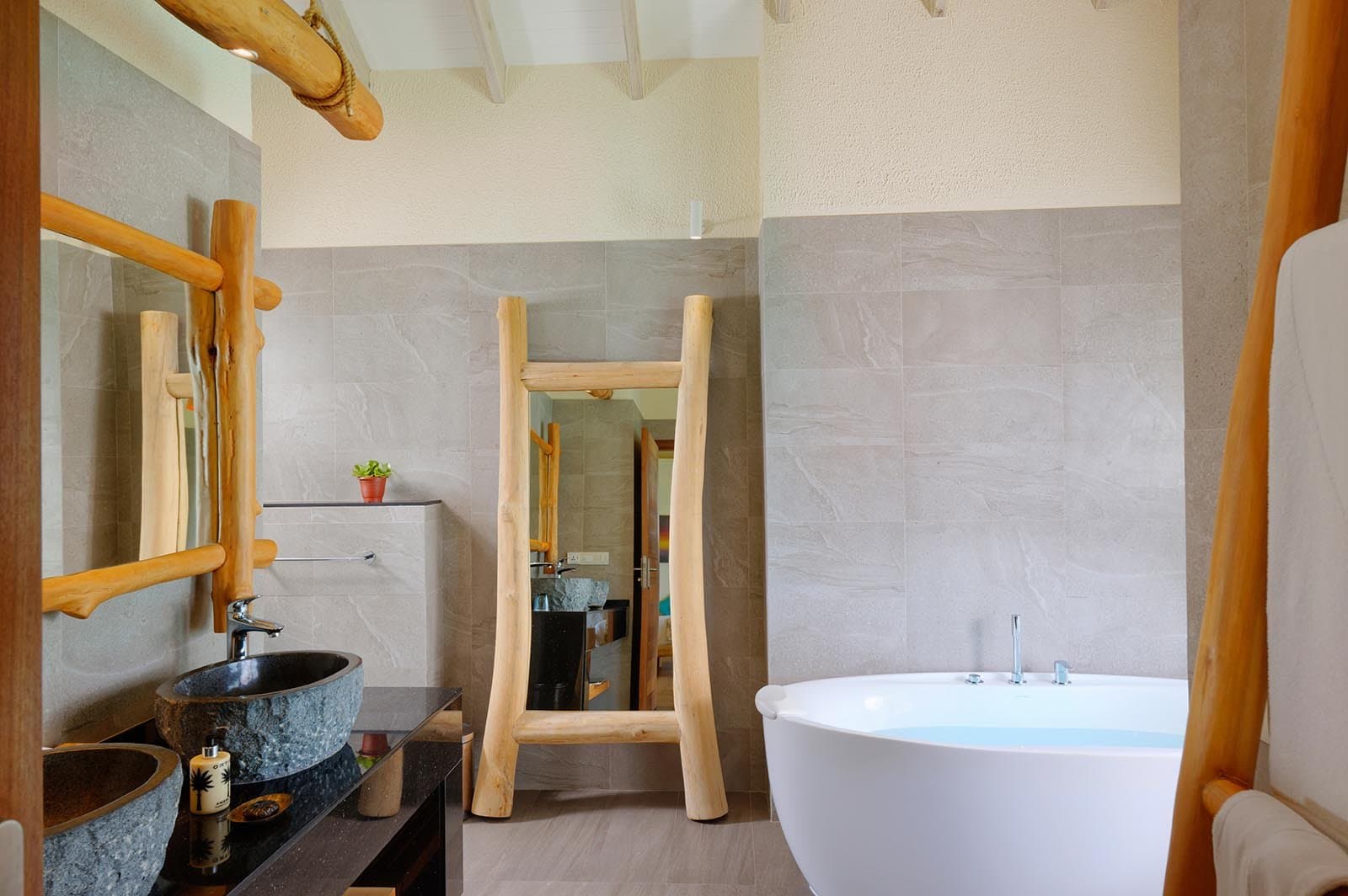 Aqua Suite with Slide - You & Me Maldives