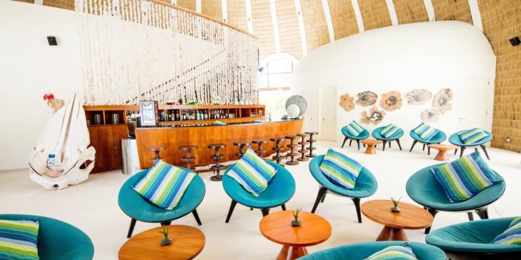 The Lounge Bar