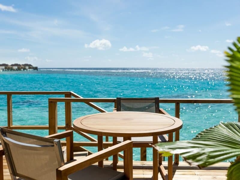 Grand Water Villa - Image 2