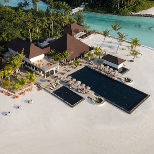 Crust & Flame - Sophisticated fine dining restaurant at Sun Siyam Olhuveli featuring elegant tropical ambiance and gourmet cuisine