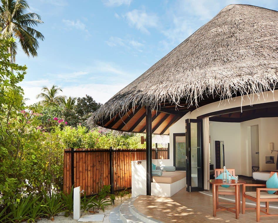 Deluxe Beach Villa - Sun Siyam Irufushi
