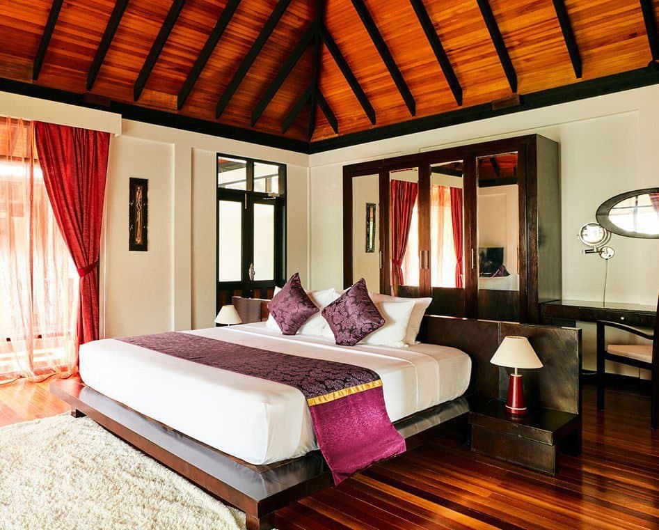 Celebrity Retreat - Image 3