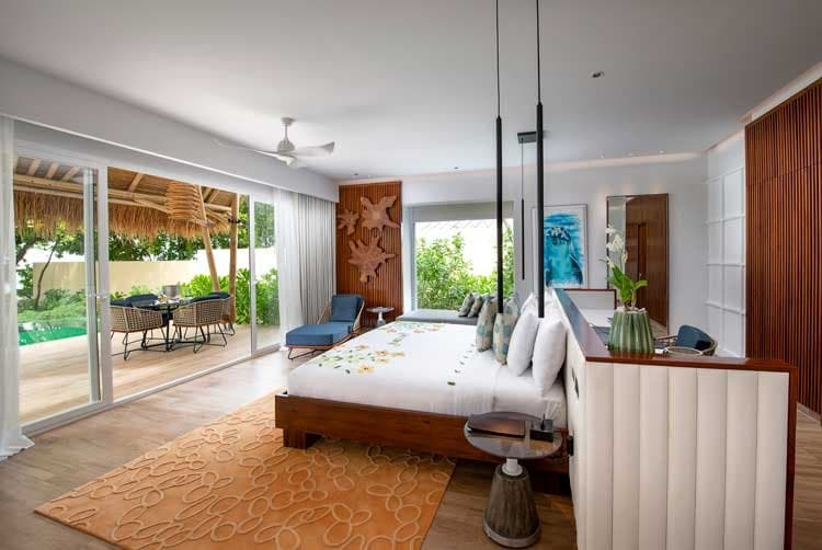 Superior Beach Villas with Pool - Image 2