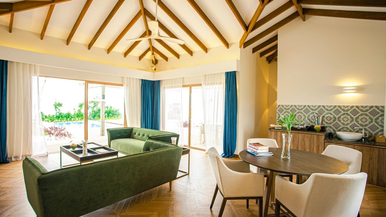 Beach Residence - Image 2