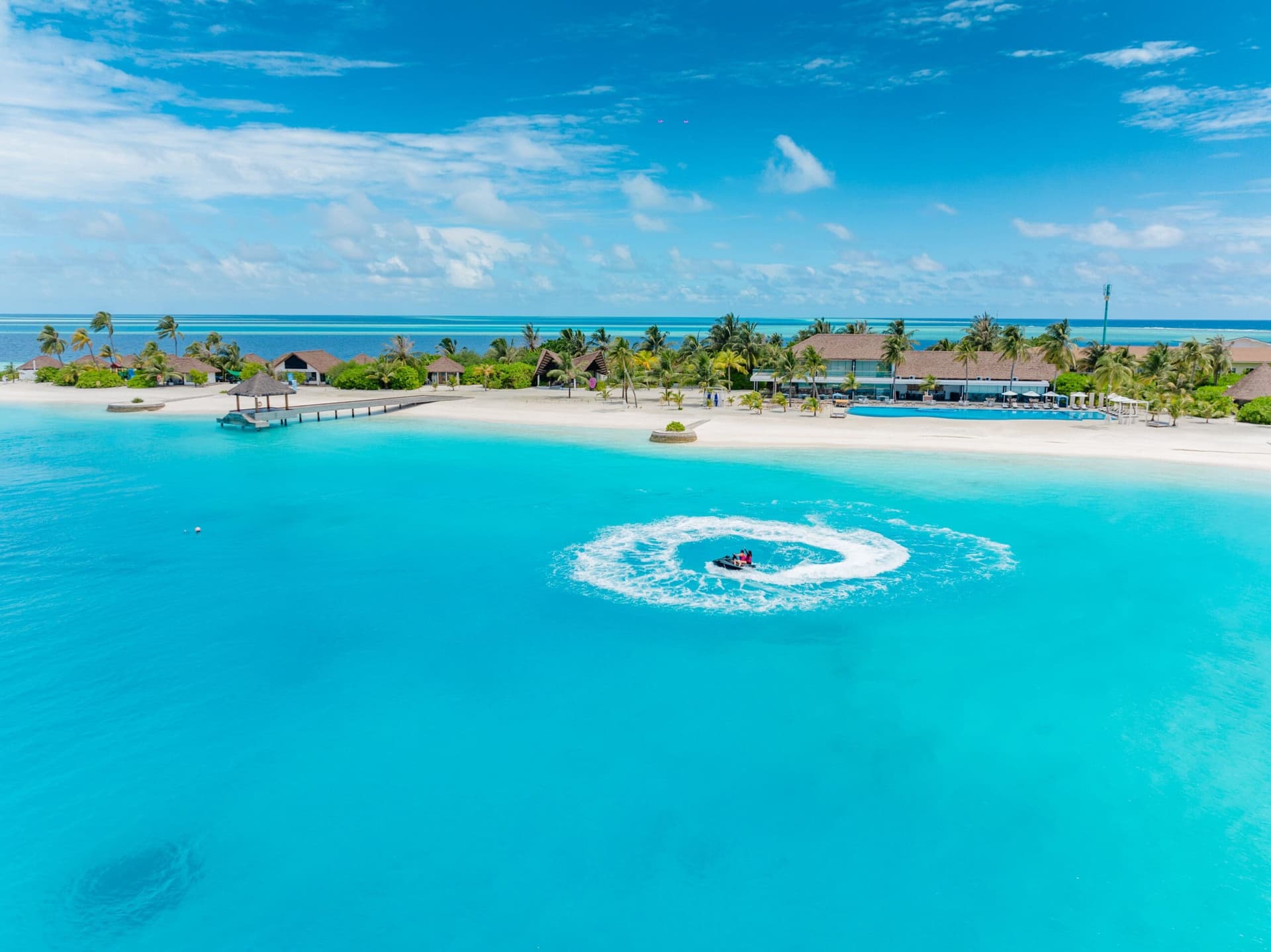 NOOE Maldives Kunaavashi - 5-star resort in Dhaalu Atoll featuring pristine beaches, crystal-clear lagoon, and overwater villas