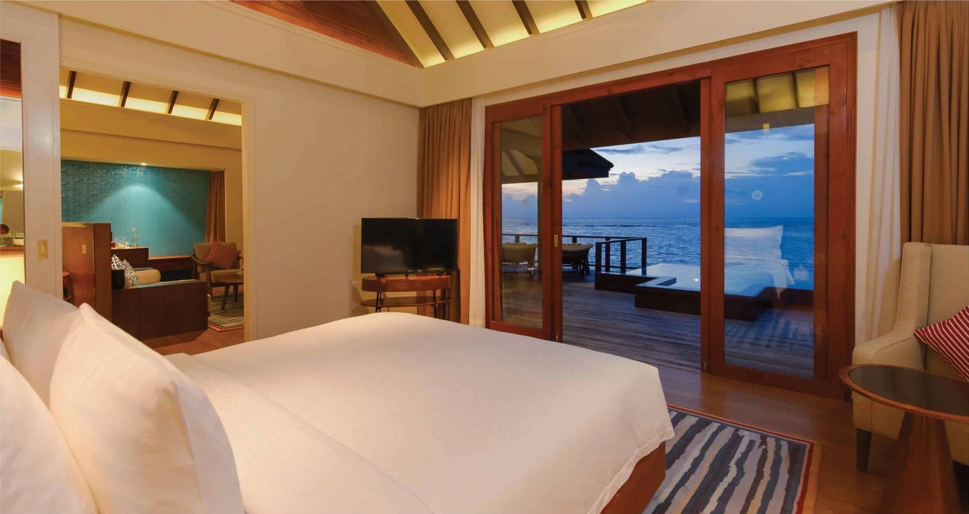 Water Suite - Image 2
