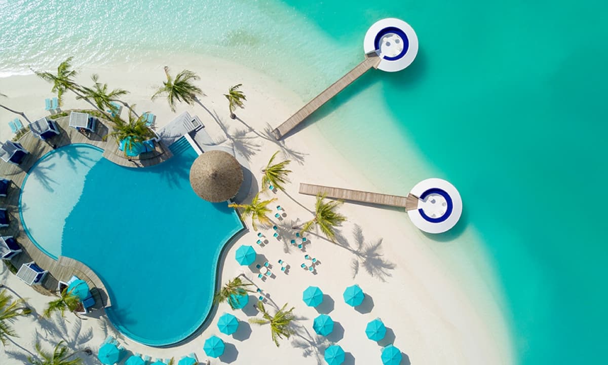 Beach Club - Image 3