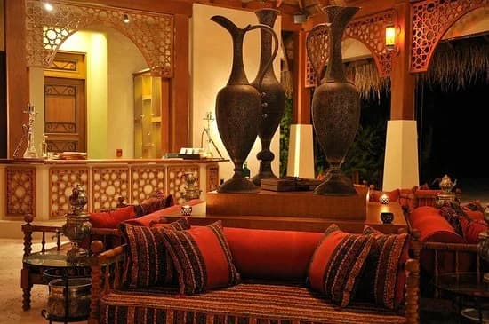 Ottoman Lounge - Image 3