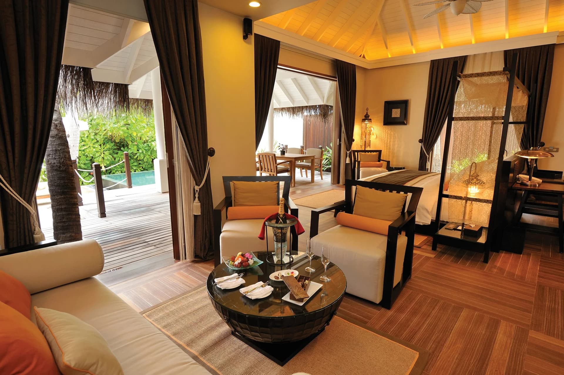 Beach Family Suite with Pool - Image 2