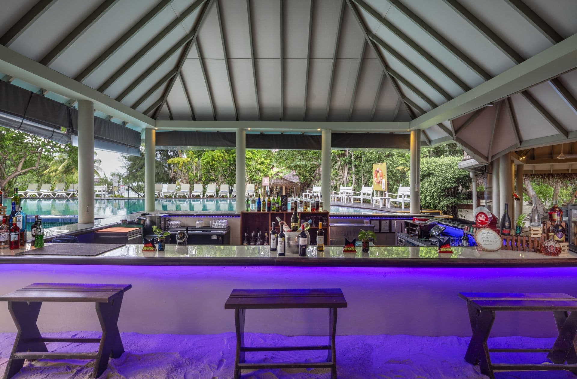 Hiyala Bar - Image 2