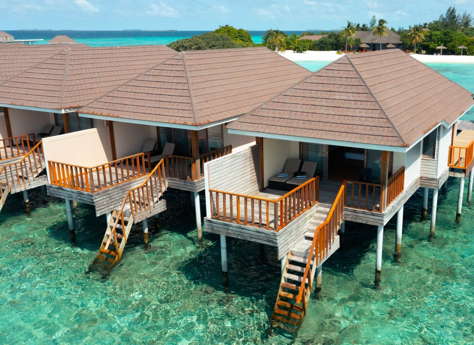 Water Villa - Image 5
