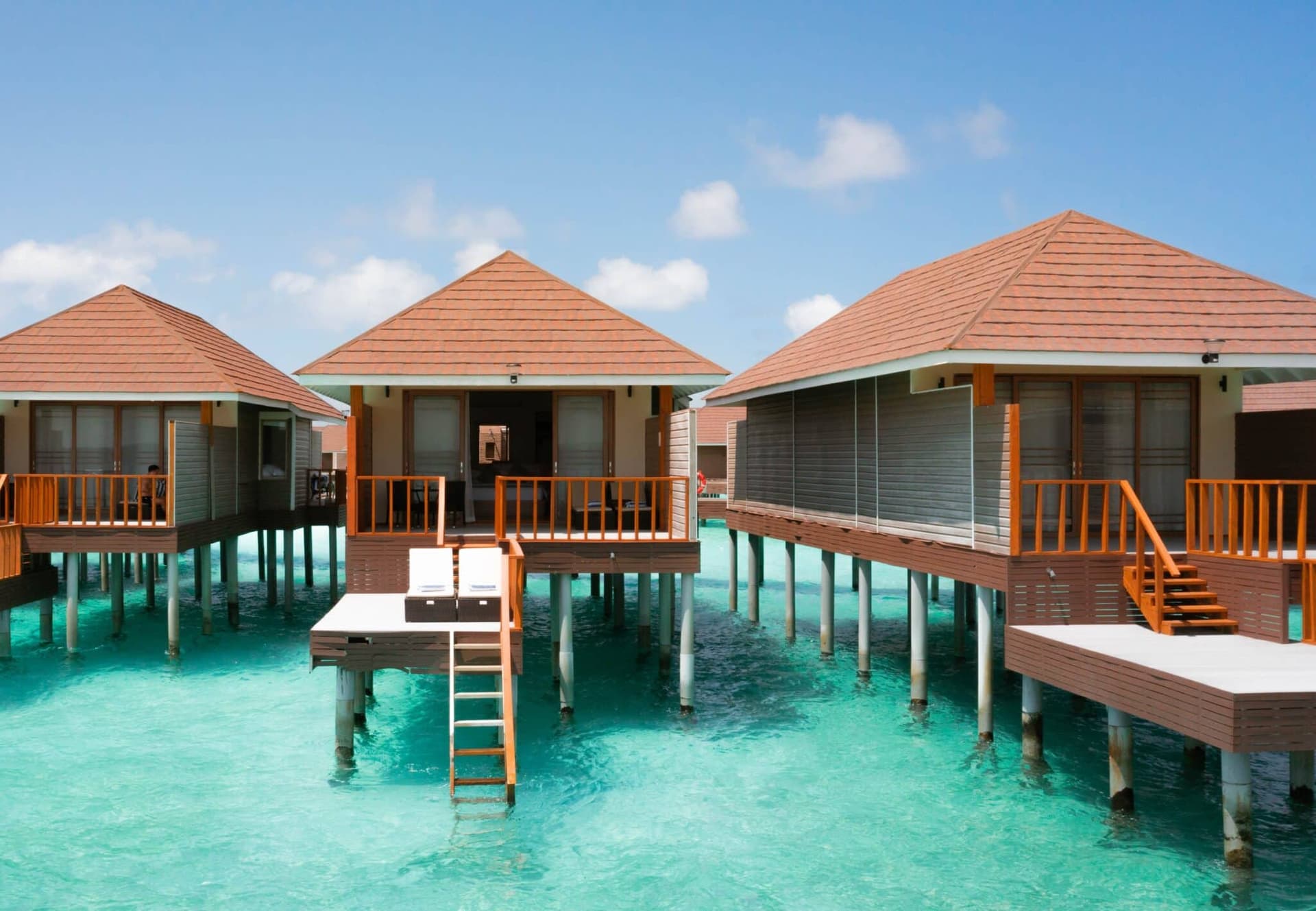 Deluxe Water Villa - Image 5