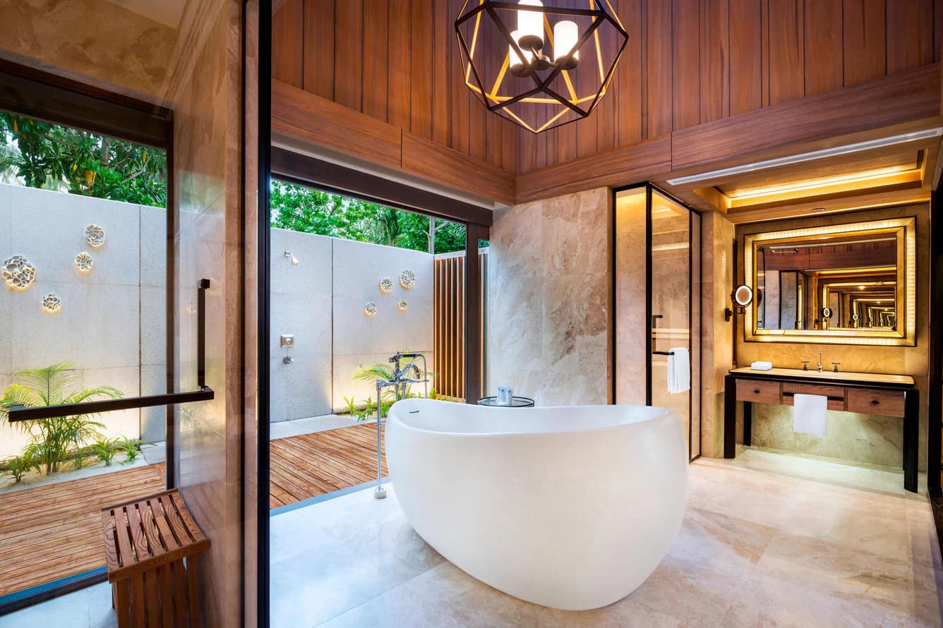 Beach Villa with Pool - Image 2