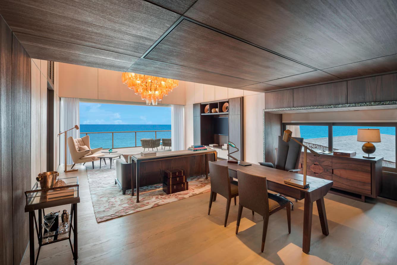 Overwater St. Regis Suite - Image 4