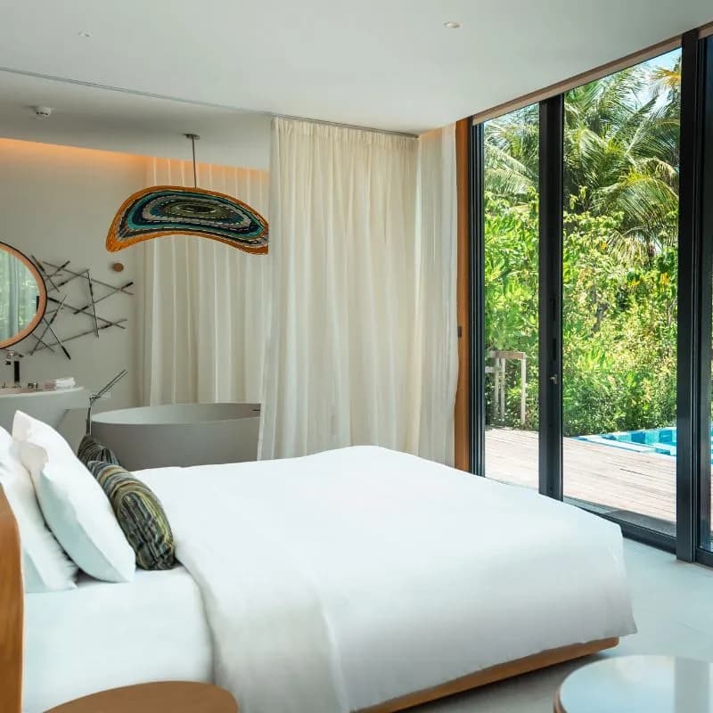 Ocean Beach Pool Villa - Image 2