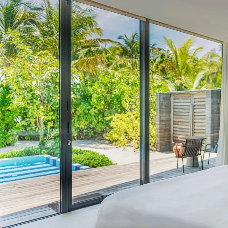 Ocean Beach Pool Villa - Image 3