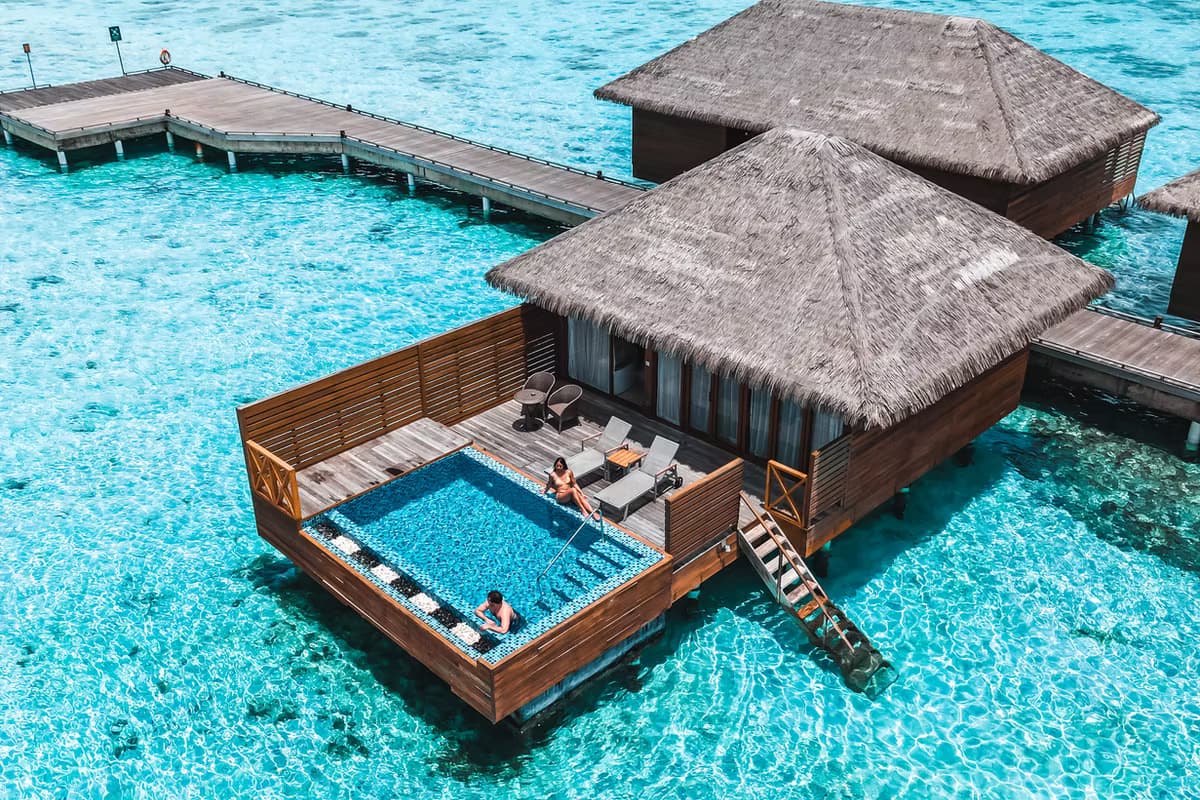 Lagoon Suite Pool - Image 5